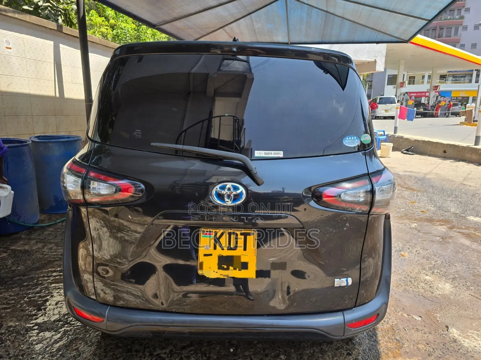 Toyota Sienta 2018 Black