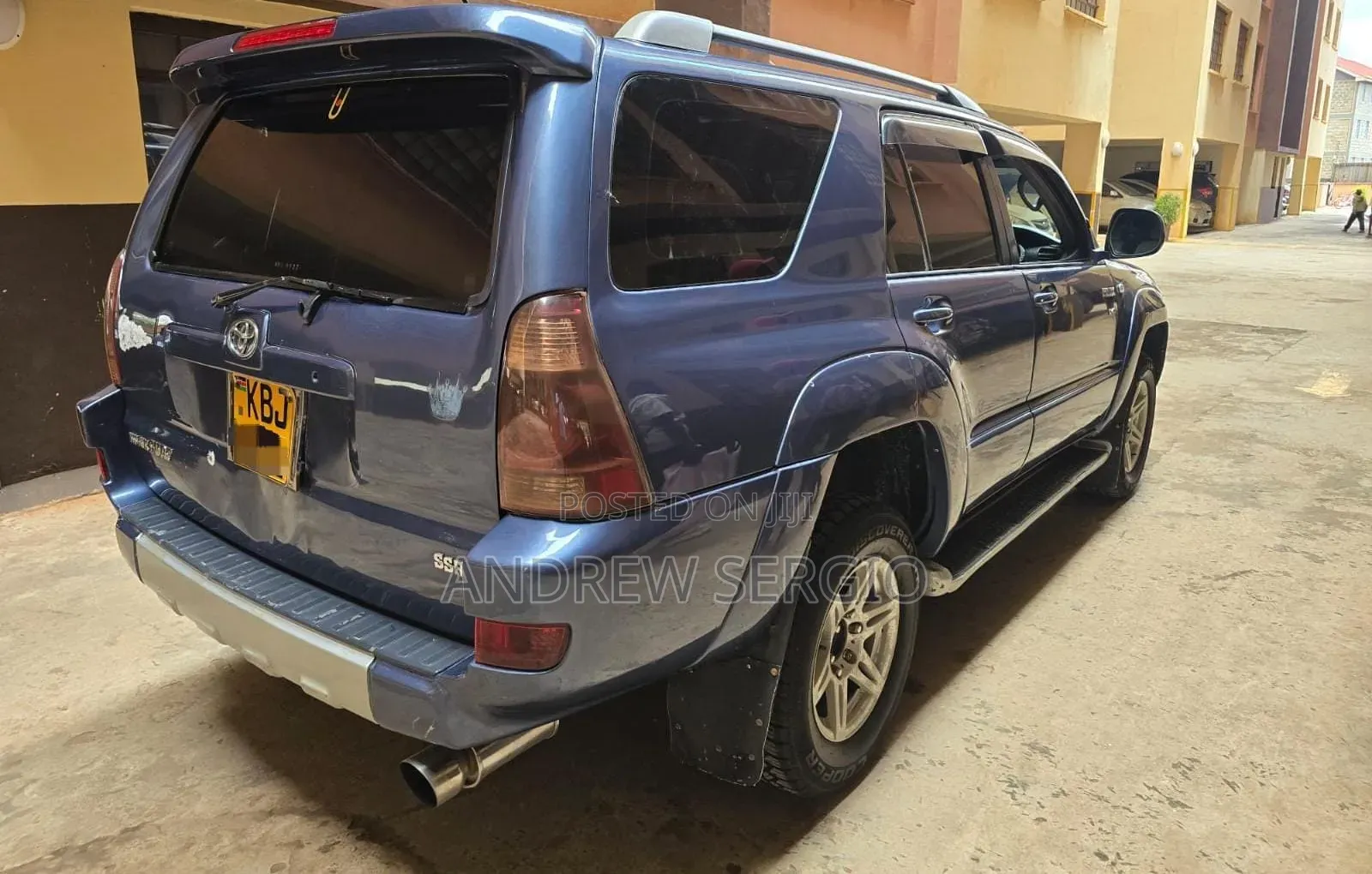 Toyota Hilux Surf 2002 Blue