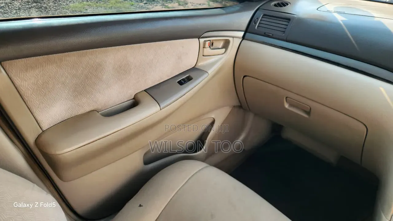 Toyota Corolla 2006 White