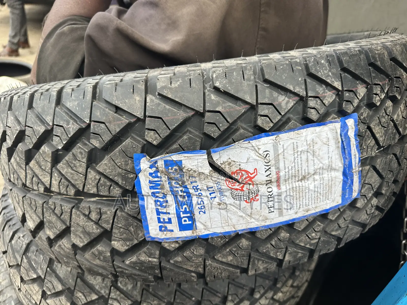 265/65r17 Petromax