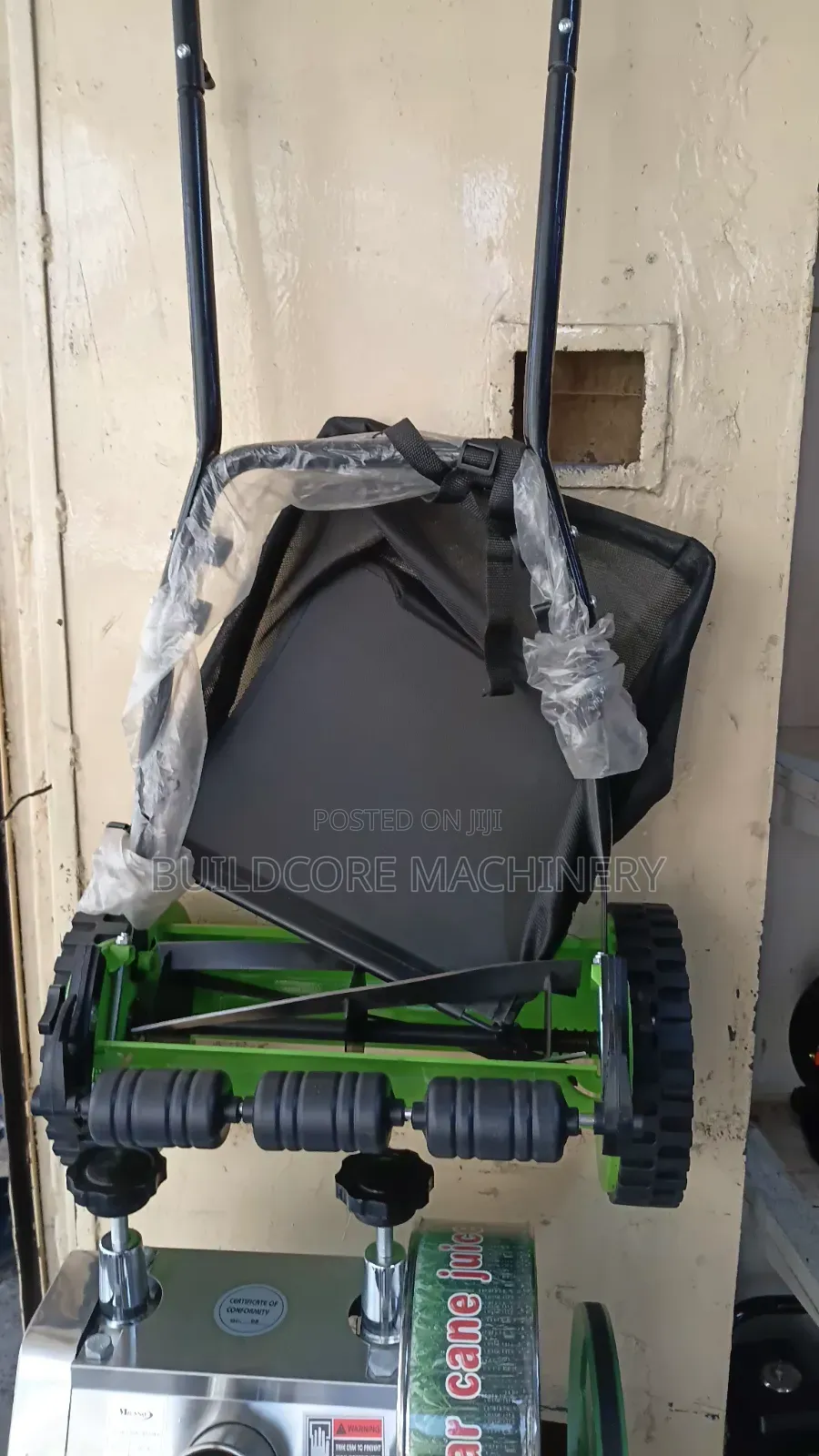 Push Manual Reel Lawn Mower With Collecting Bag