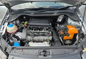 Volkswagen Polo 2011 Silver
