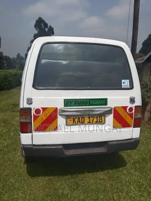 Nissan Caravan (Urvan) 2005 White