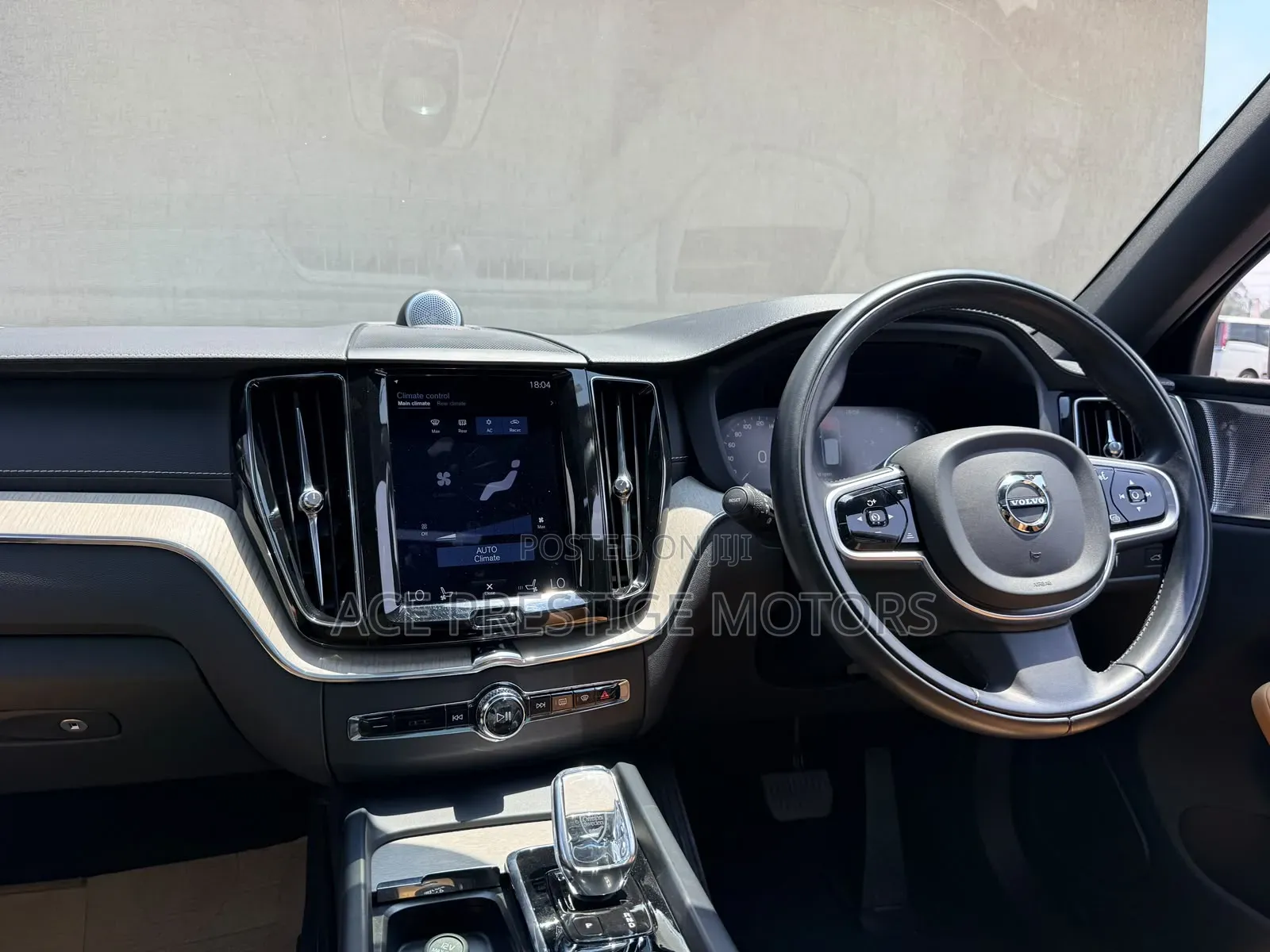 Volvo XC60 2020 Gray