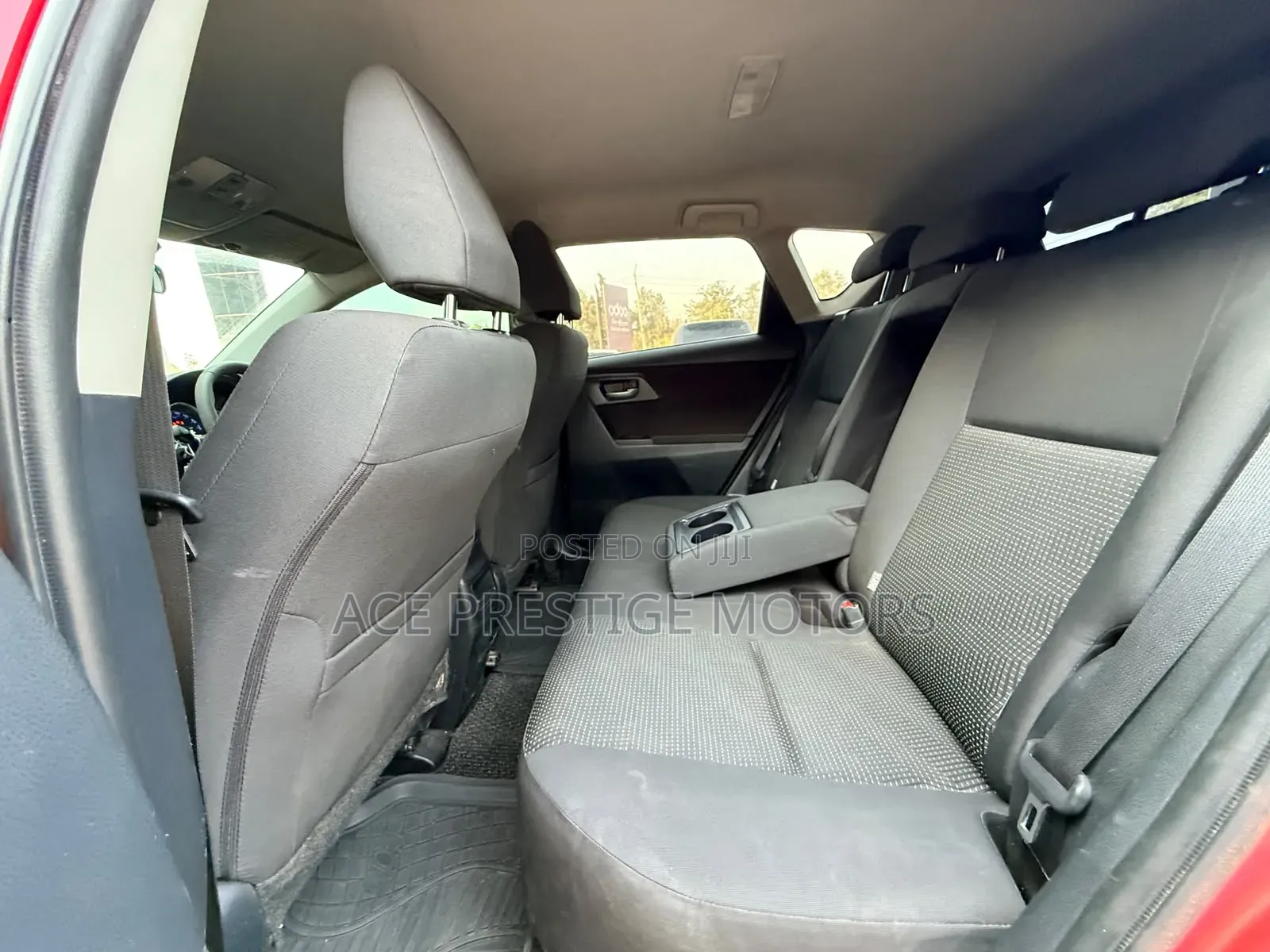 Toyota Auris 2016 Red
