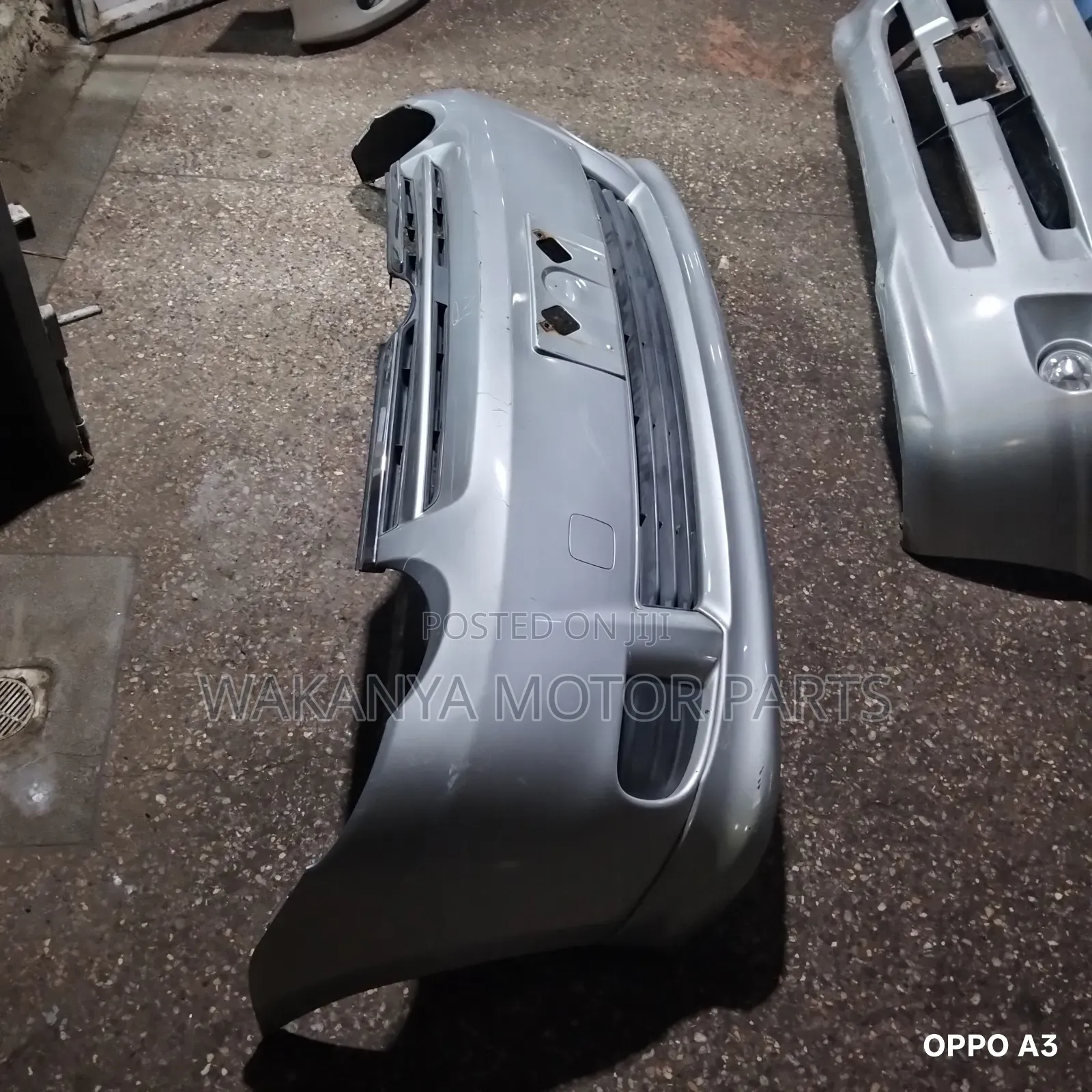 Toyota Sienta Model 2008/2011 Front Bumper, Clean Original Ex Japan