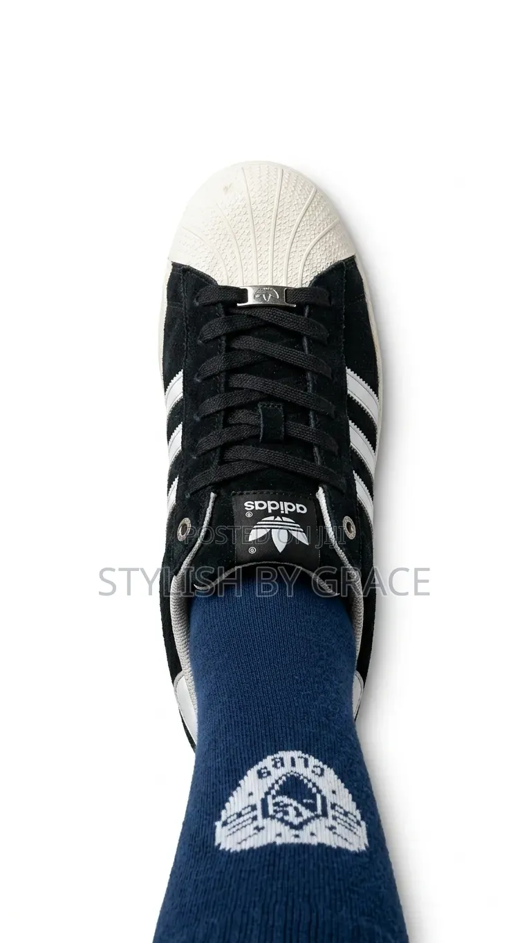 Adidas Sneakers