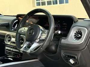 Mercedes-Benz G-Class 2019 White