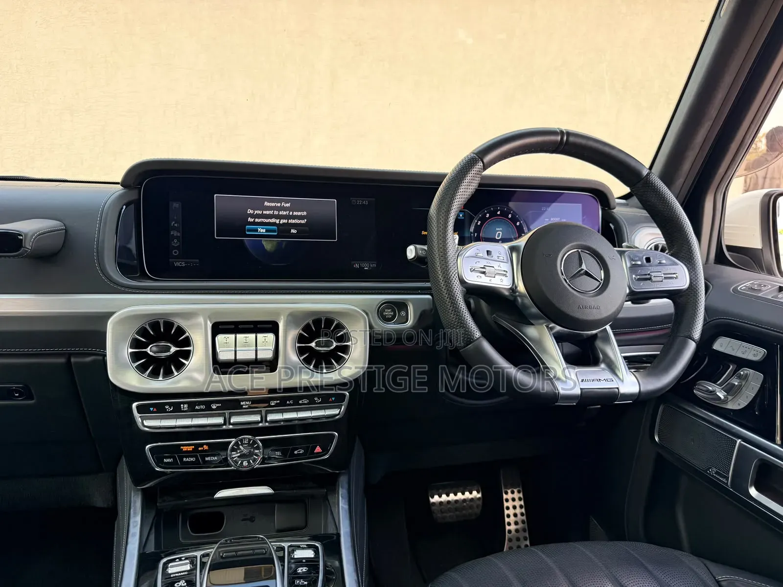 Mercedes-Benz G-Class 2019 White