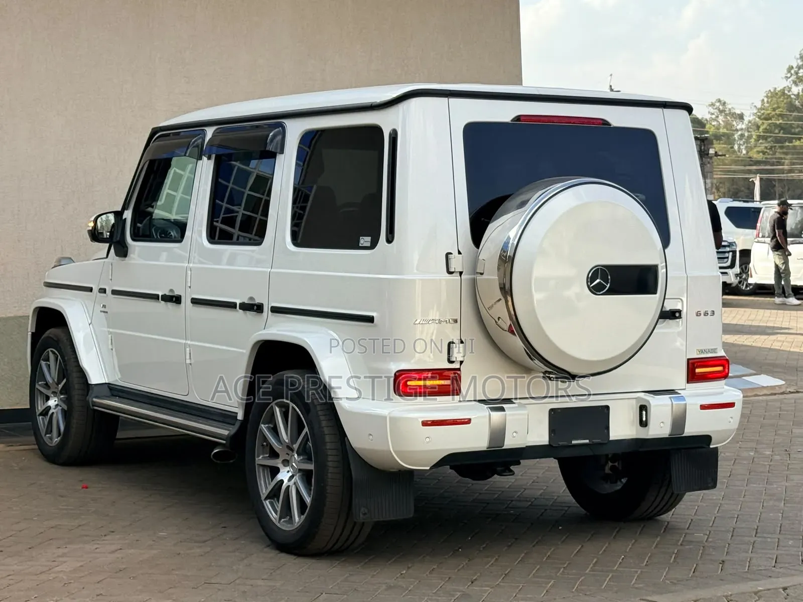 Mercedes-Benz G-Class 2019 White