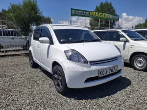 Toyota Passo 2009 White