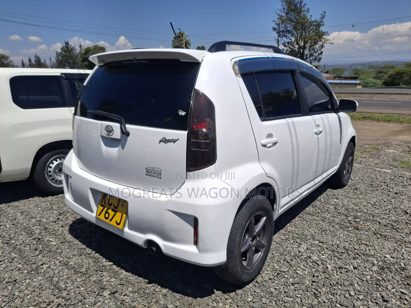 Toyota Passo 2009 White