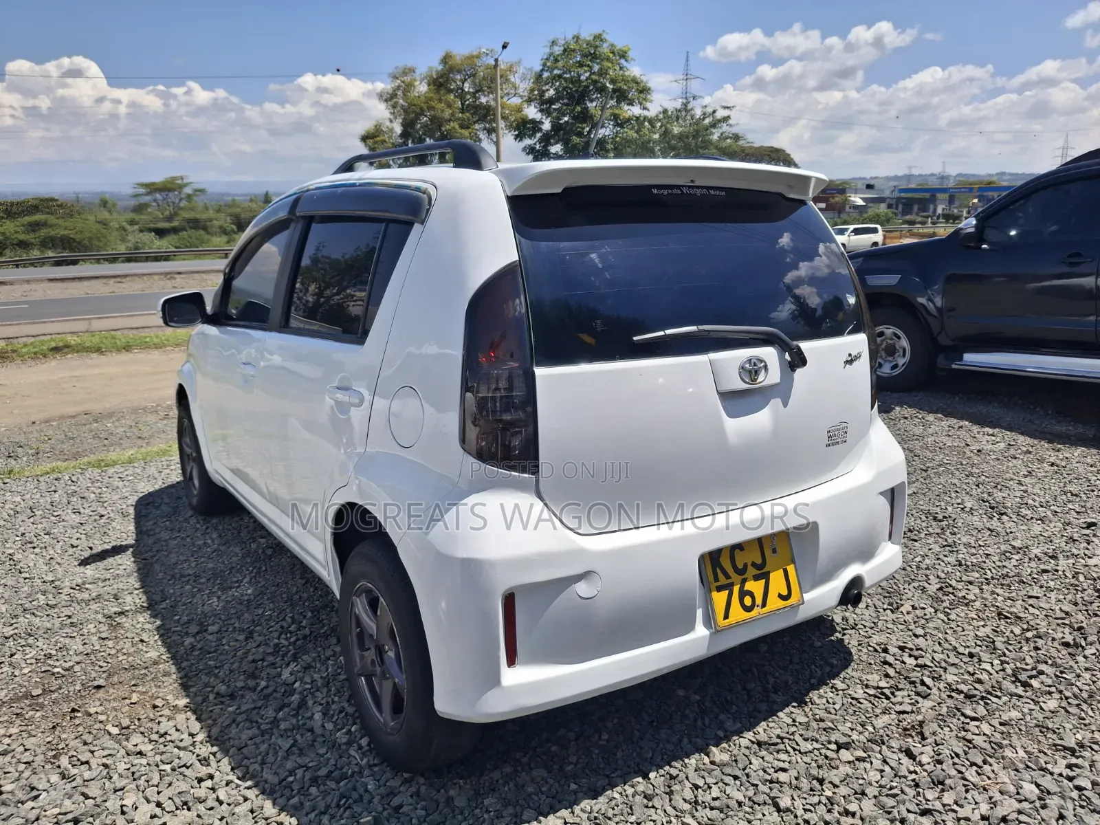 Toyota Passo 2009 White