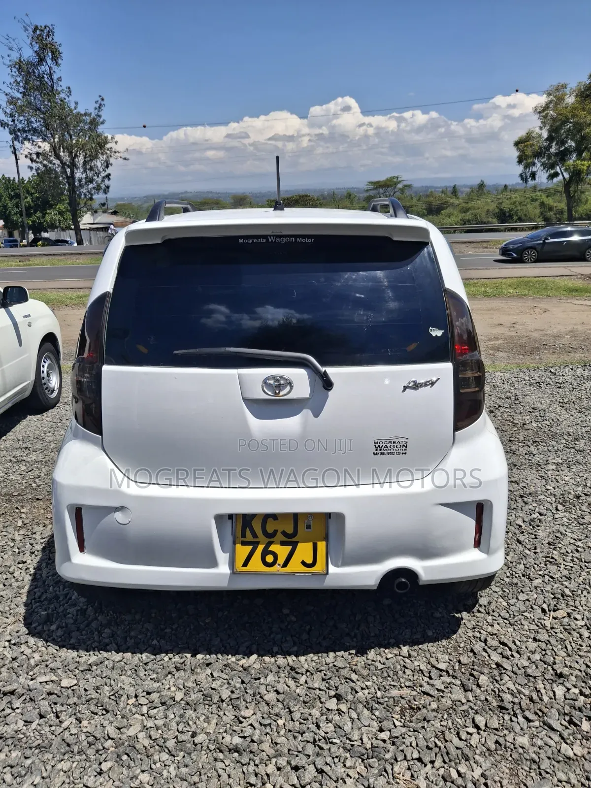 Toyota Passo 2009 White