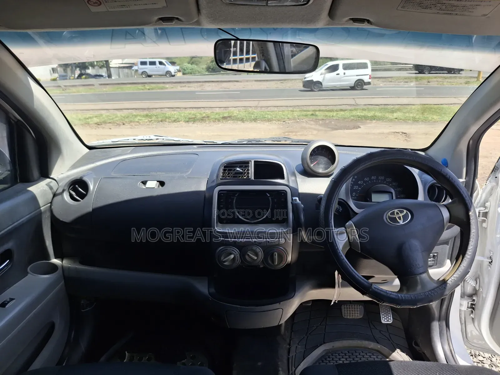 Toyota Passo 2009 White