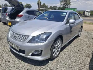 Toyota Crown 2009 Silver