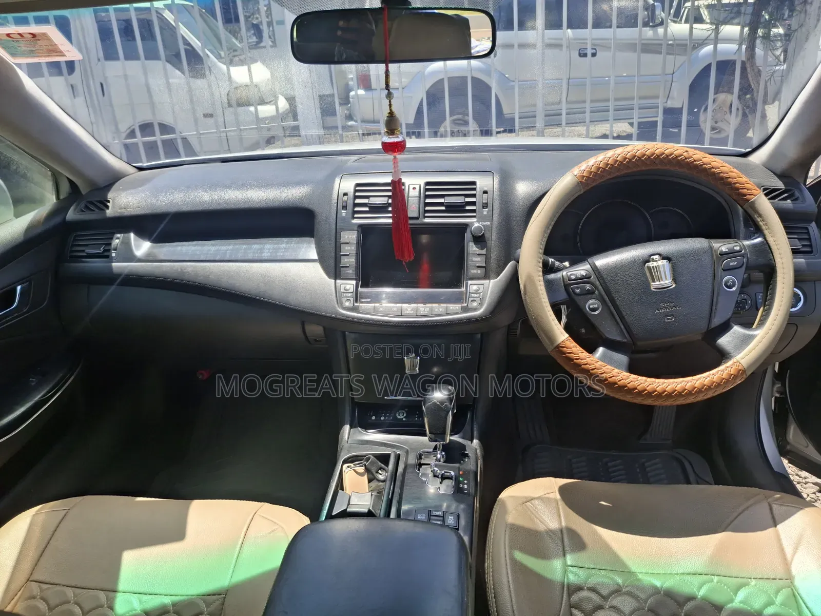 Toyota Crown 2009 Silver