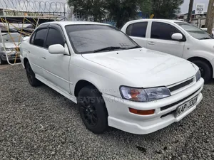 Toyota Corolla 1998 White