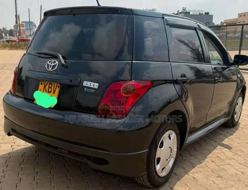 Toyota IST 2006 Black