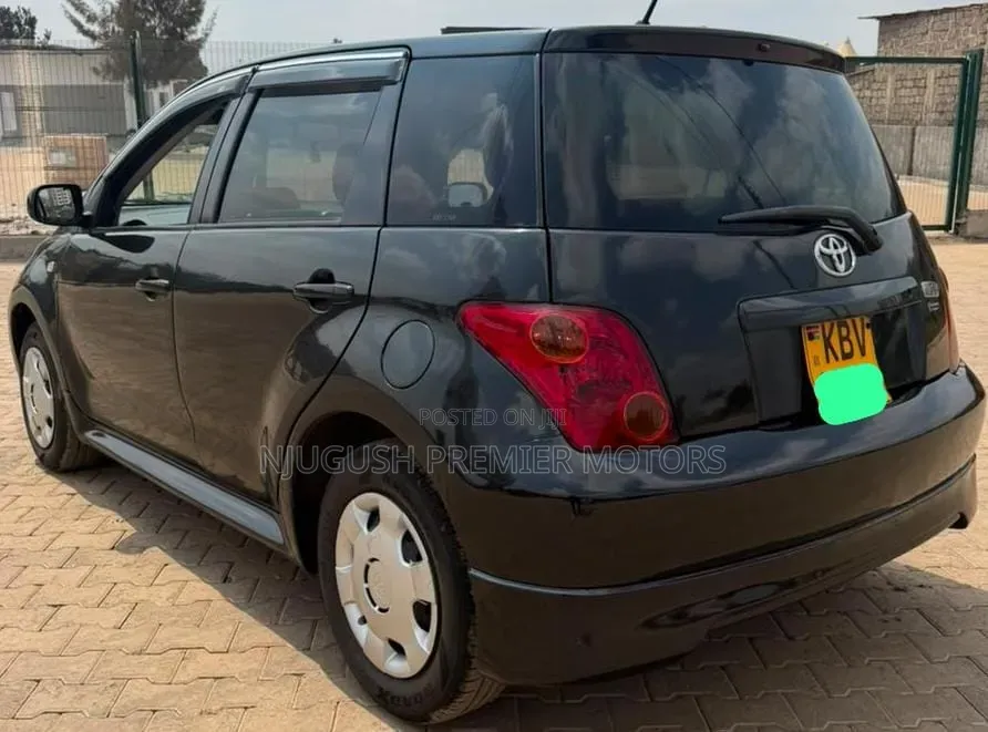 Toyota IST 2006 Black