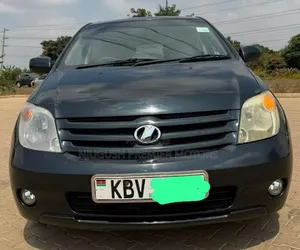 Toyota IST 2006 Black