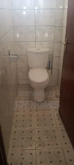 2bdrm Apartment in Junction, Complex Utawala for rent