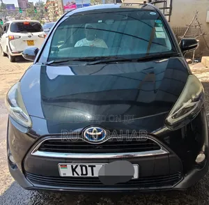 Toyota Sienta 2016 Black