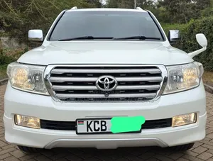 Toyota Land Cruiser 2008 White