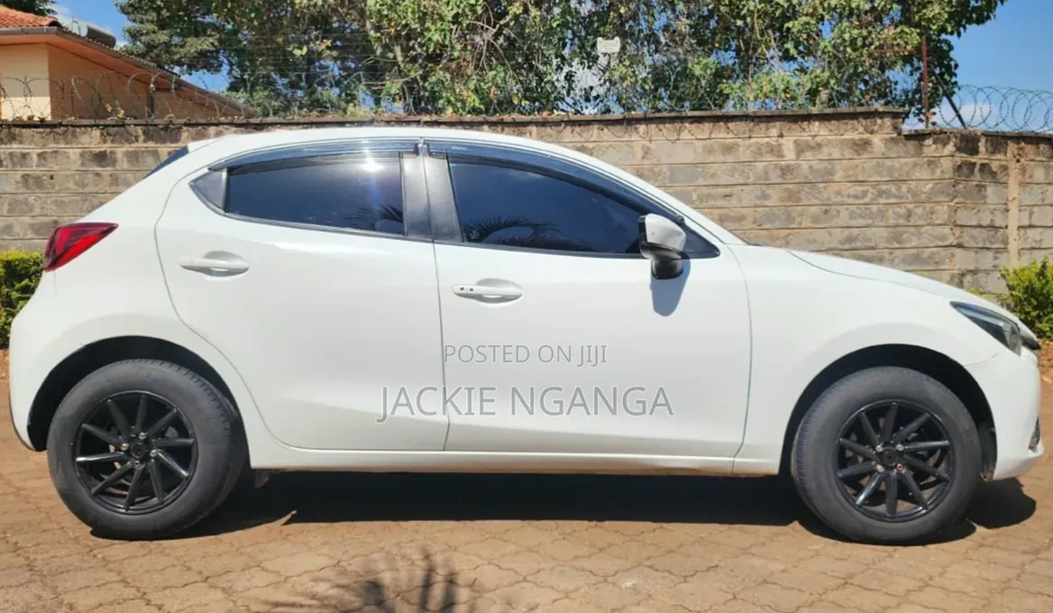 Mazda Demio 2019 White