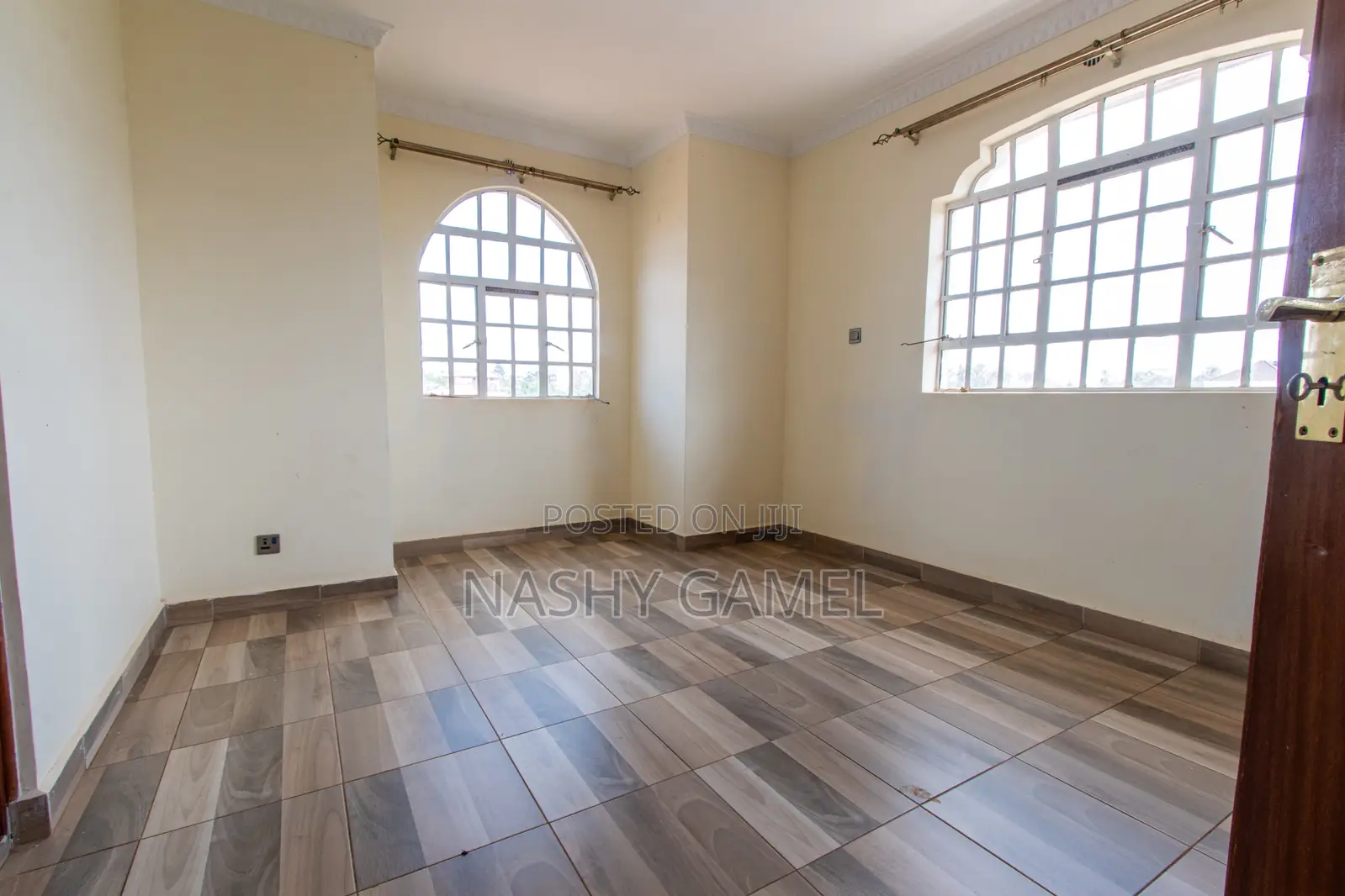 5bdrm House in Thika CBD for sale