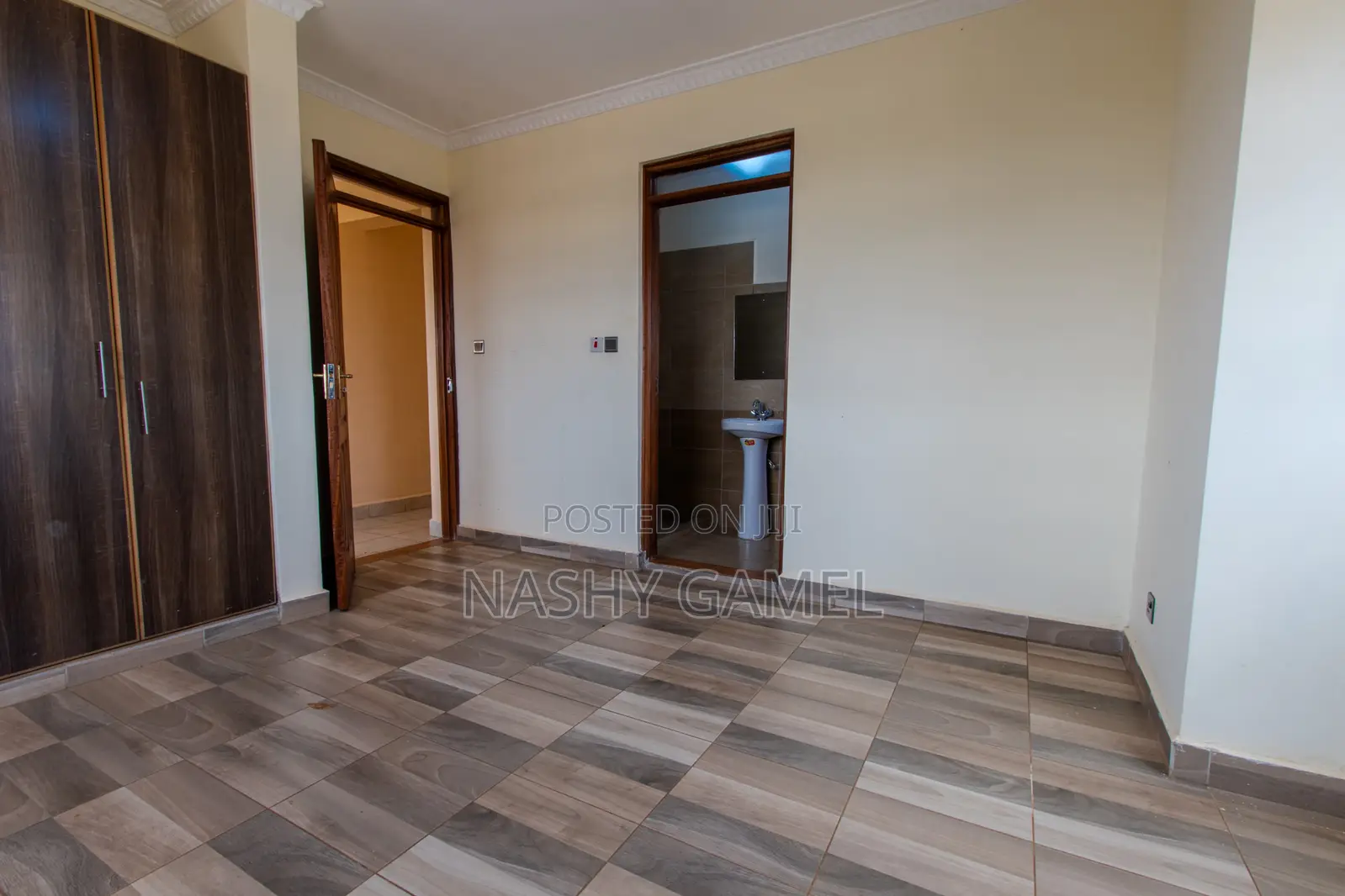 5bdrm House in Thika CBD for sale