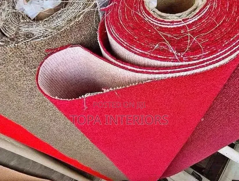 Non Fluffy 4mm Thick Easy to Clean Red Carpets for Church and Office