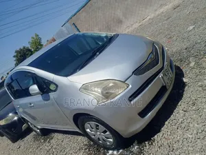 Toyota Ractis 2012 Silver