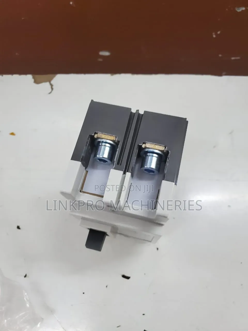 Leader 100A 2 Pole DC McCb