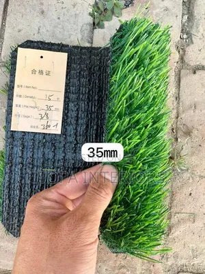 35mm Fluffy Outdoor Garden Grass Carpets With Drainage Enabled Backing
