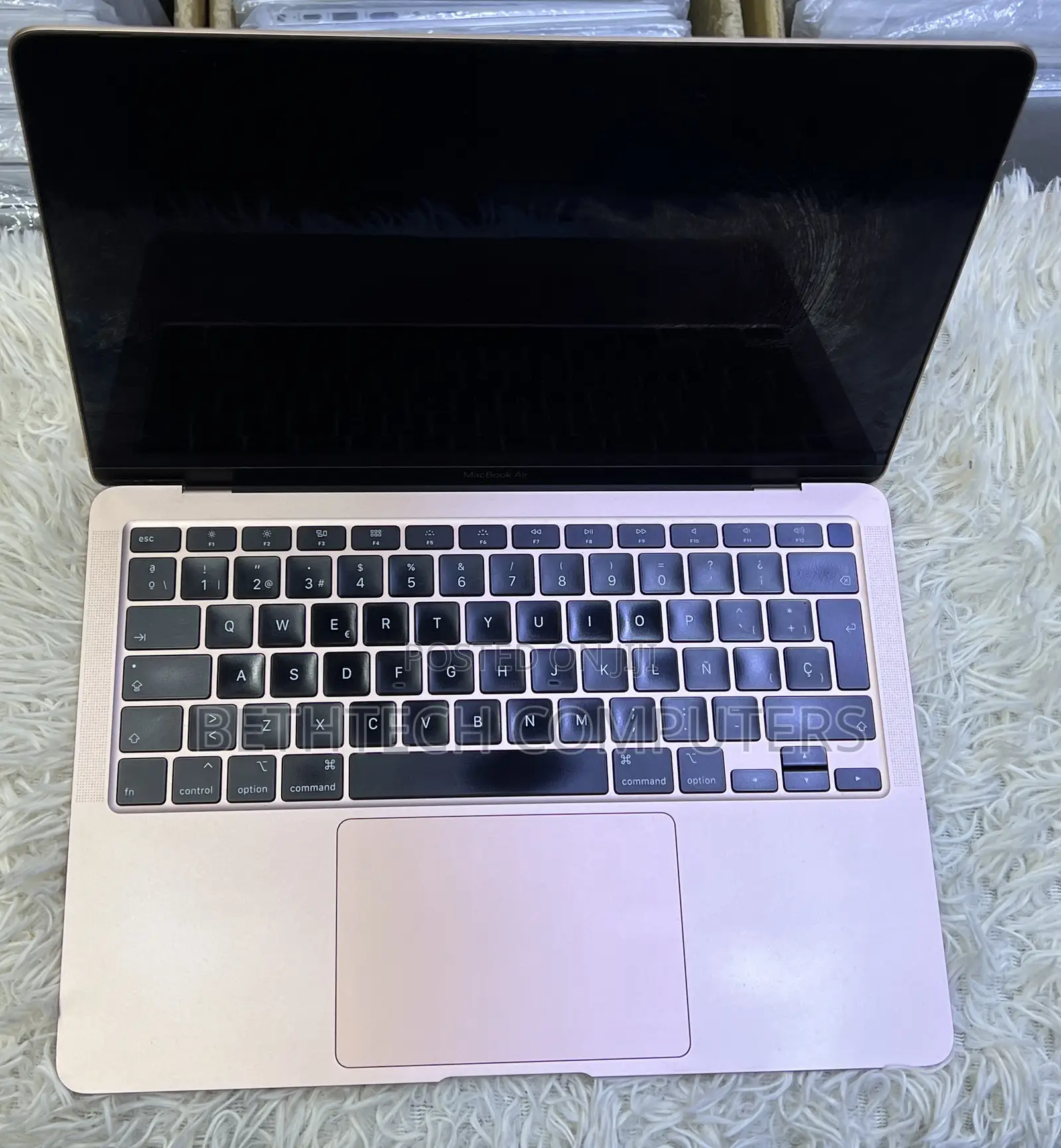 Laptop Apple MacBook Air 2020 8GB Intel Core i3 SSD 256GB