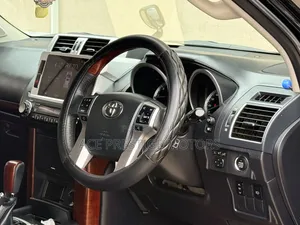 Toyota Land Cruiser Prado 2018 Black