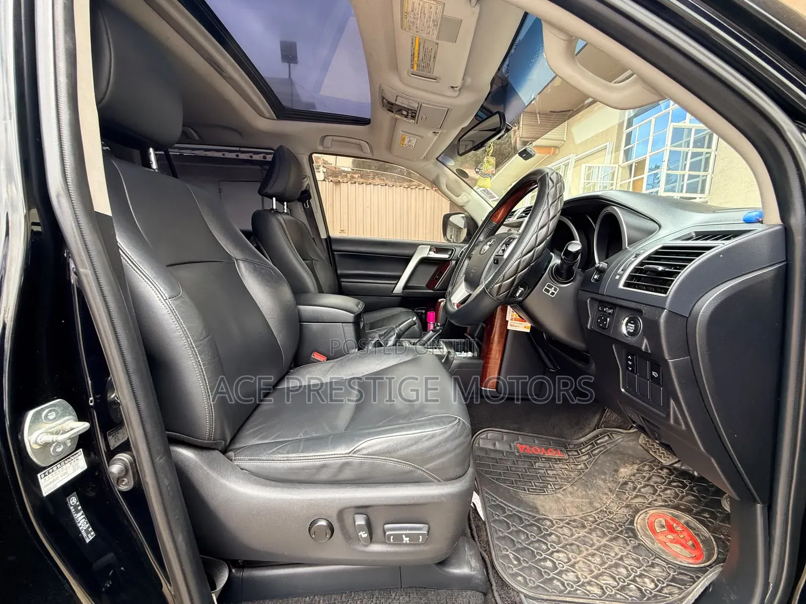 Toyota Land Cruiser Prado 2018 Black