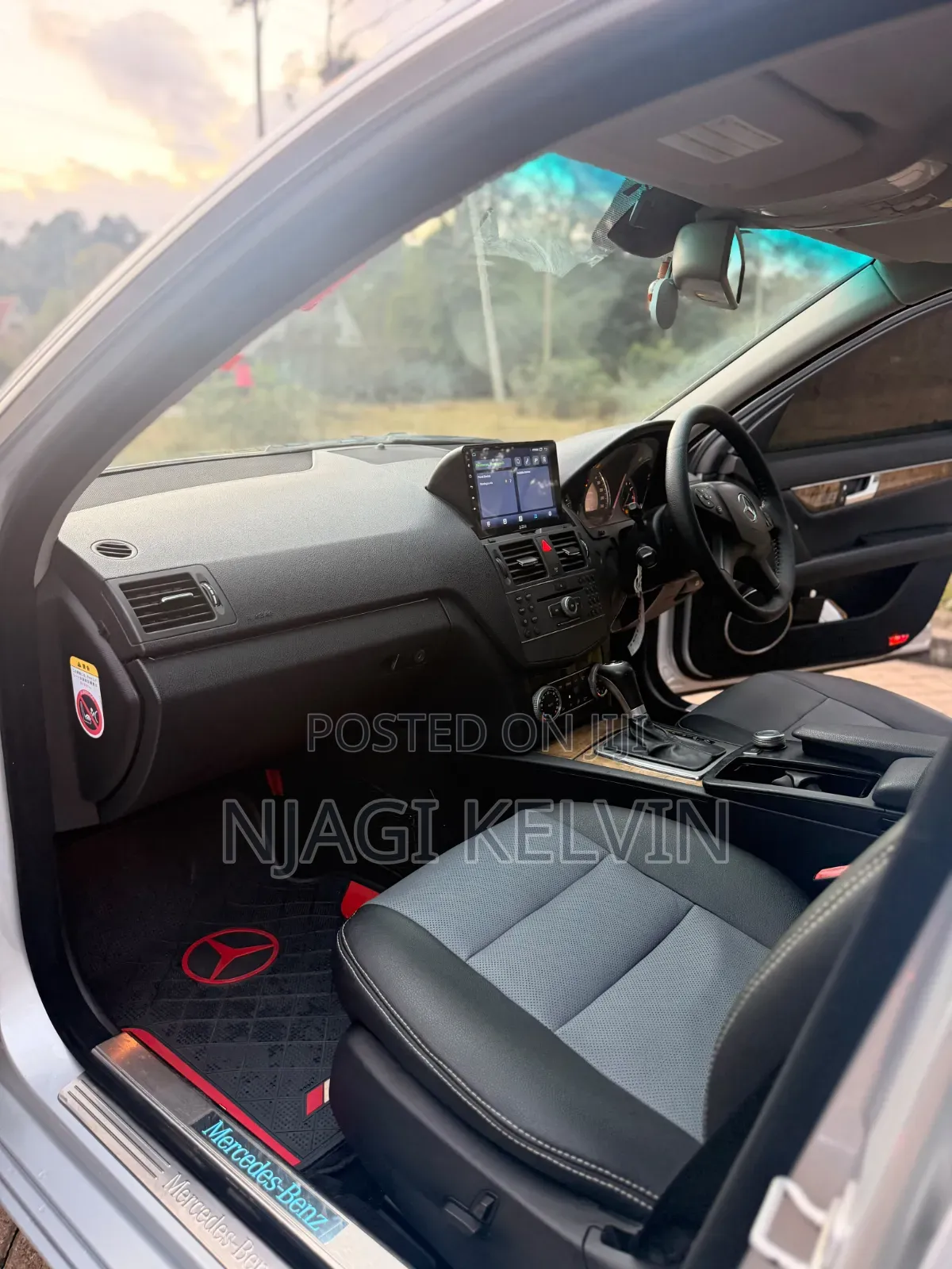 Mercedes-Benz C200 2010 Silver