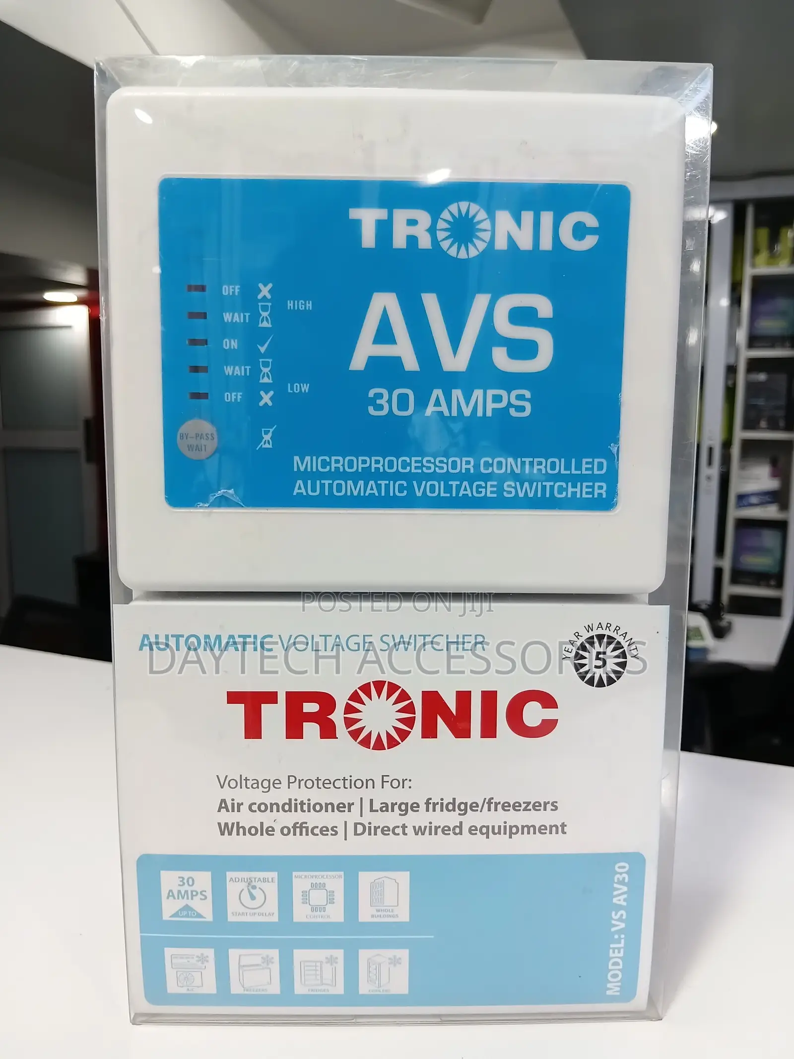The Tronic AVS 30 Amps Automatic Voltage Switcher