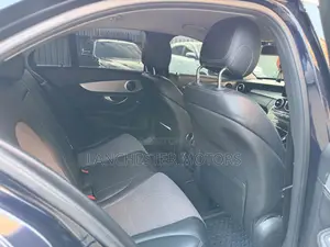 Mercedes-Benz C180 2015 Blue