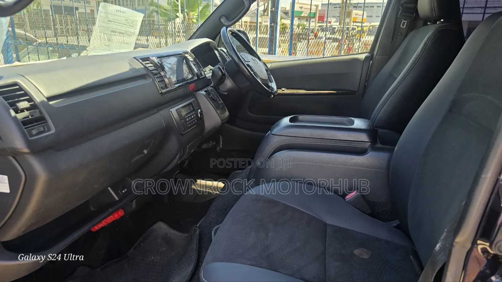 Toyota HiAce 2020 Black