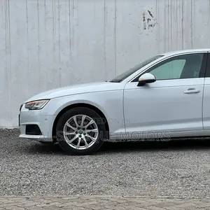 Audi A4 2017 White