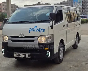 Toyota HiAce 2016 White