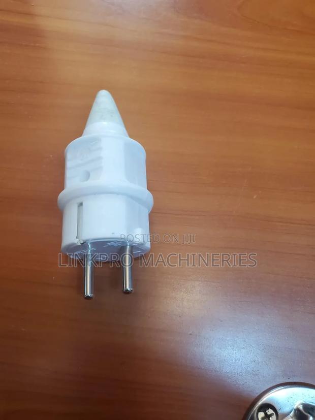 Generator 2 Pin Socket Plug - main view