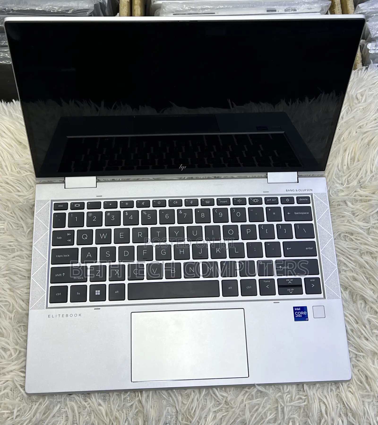 Laptop HP EliteBook 830 G8 16GB Intel Core i7 SSD 512GB