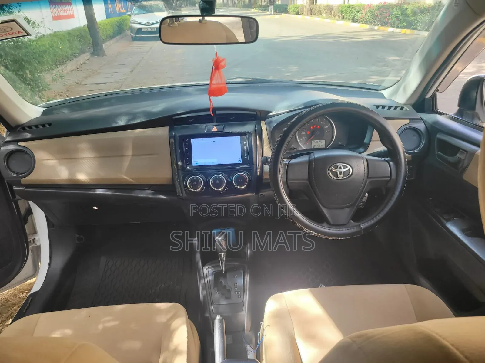 Toyota Axio 2015