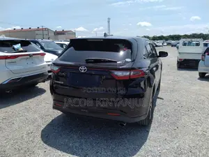 Toyota Harrier 2.0 Turbo 4WD 2019 Black
