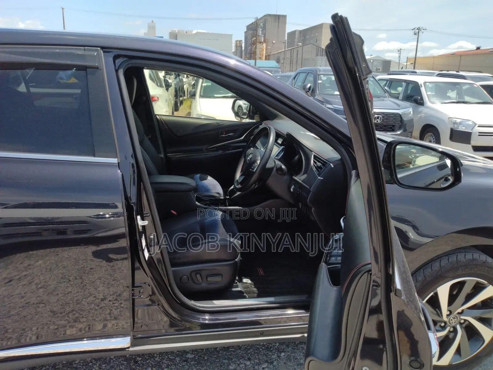 Toyota Harrier 2.0 Turbo 4WD 2019 Black