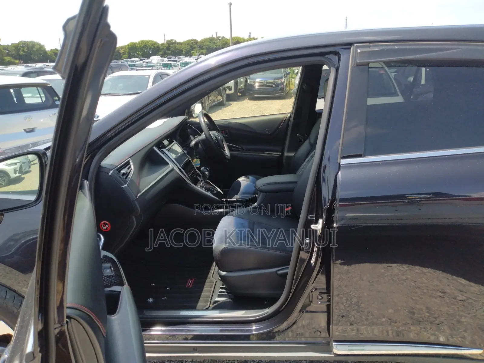 Toyota Harrier 2.0 Turbo 4WD 2019 Black